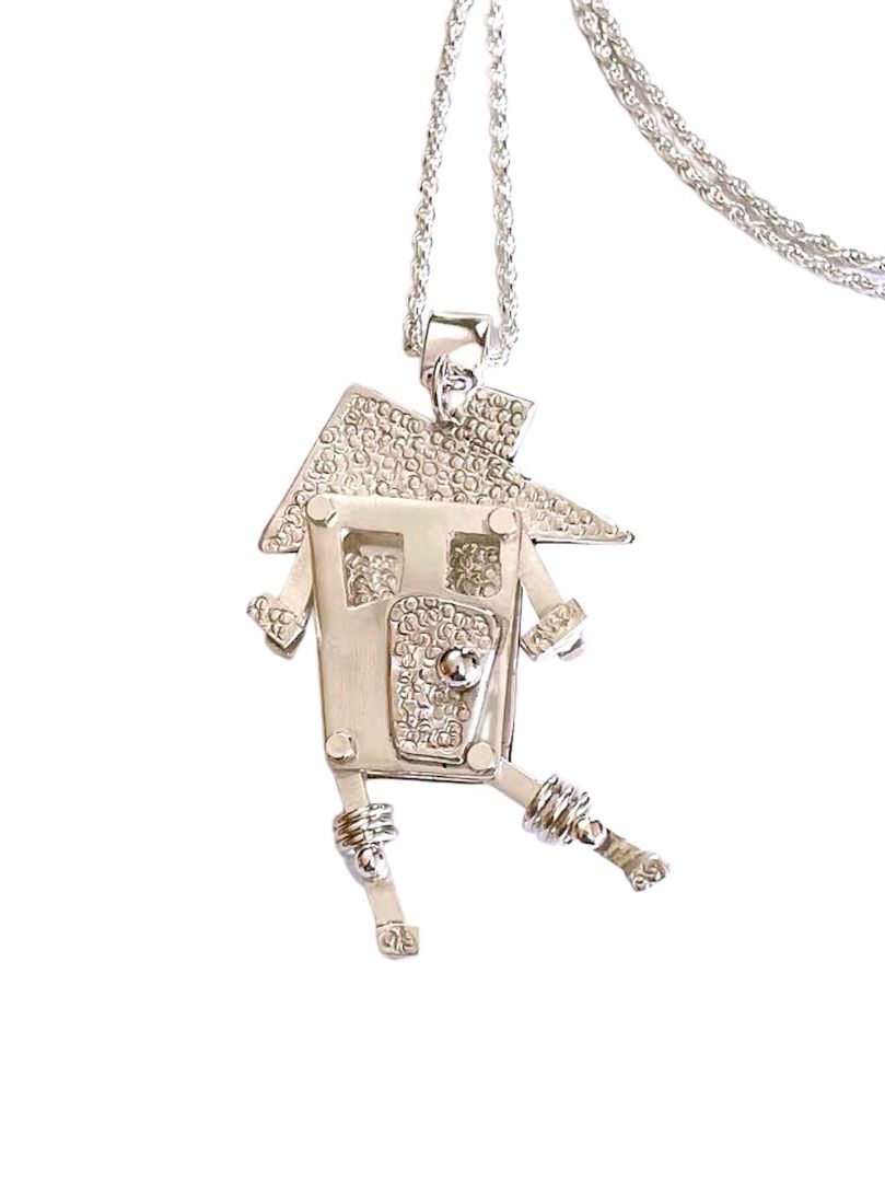 Louise Chong - Necklace Walking Home with You 4