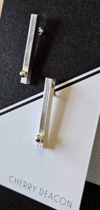Cherry Deacon - CDE24 Silver Stick with Balls