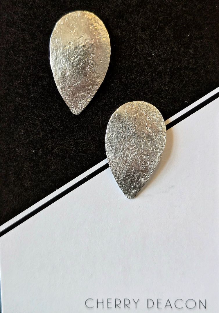 Cherry Deacon - CDE26 Silver Pearl Earrings