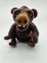 Load image into Gallery viewer, Fay Hodson - Felted Animals
