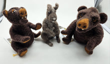 Load image into Gallery viewer, Fay Hodson - Felted Animals
