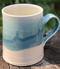 Load image into Gallery viewer, Elan Muir - Mug - Lake Louise
