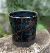 Load image into Gallery viewer, Minoru Ueda - Vase, Ceramic
