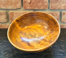 Load image into Gallery viewer, Joe van Keulen - Maple Bowl
