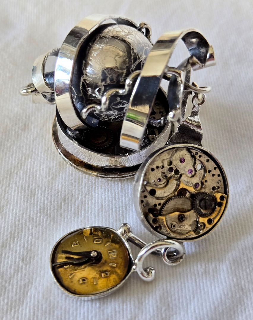 Minuette LaMontague - Perfume Bottle Time Motion