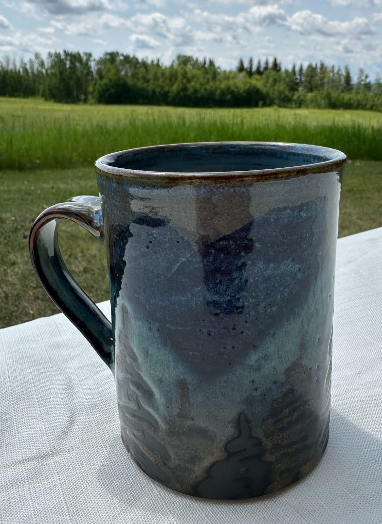 Elan Muir - Mug Larch