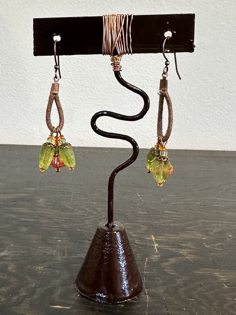Valerie Unruh - Earrings Small New Bell OR