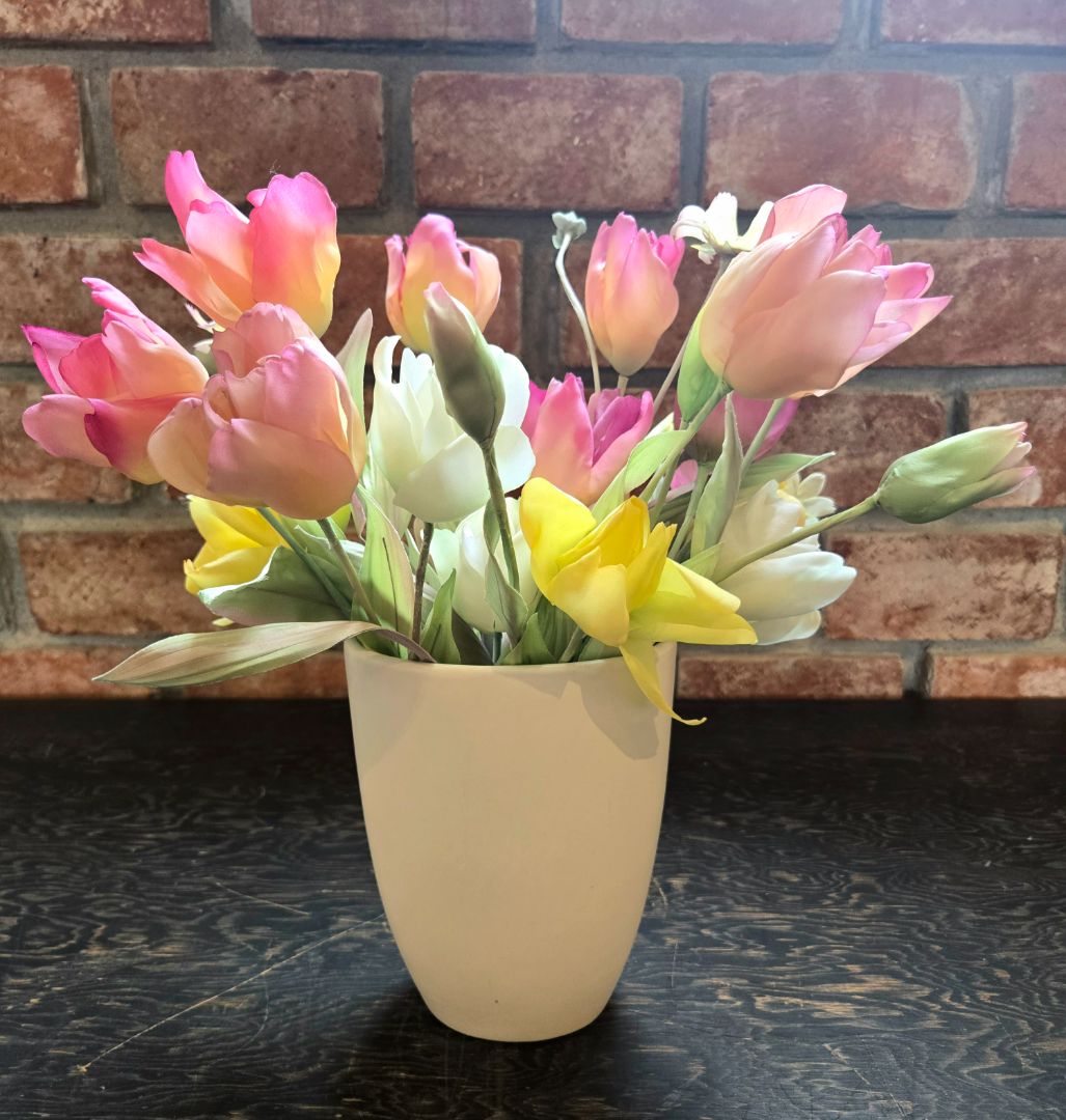 Svetlana Kandelaki - Bouquet Tulip, Textile