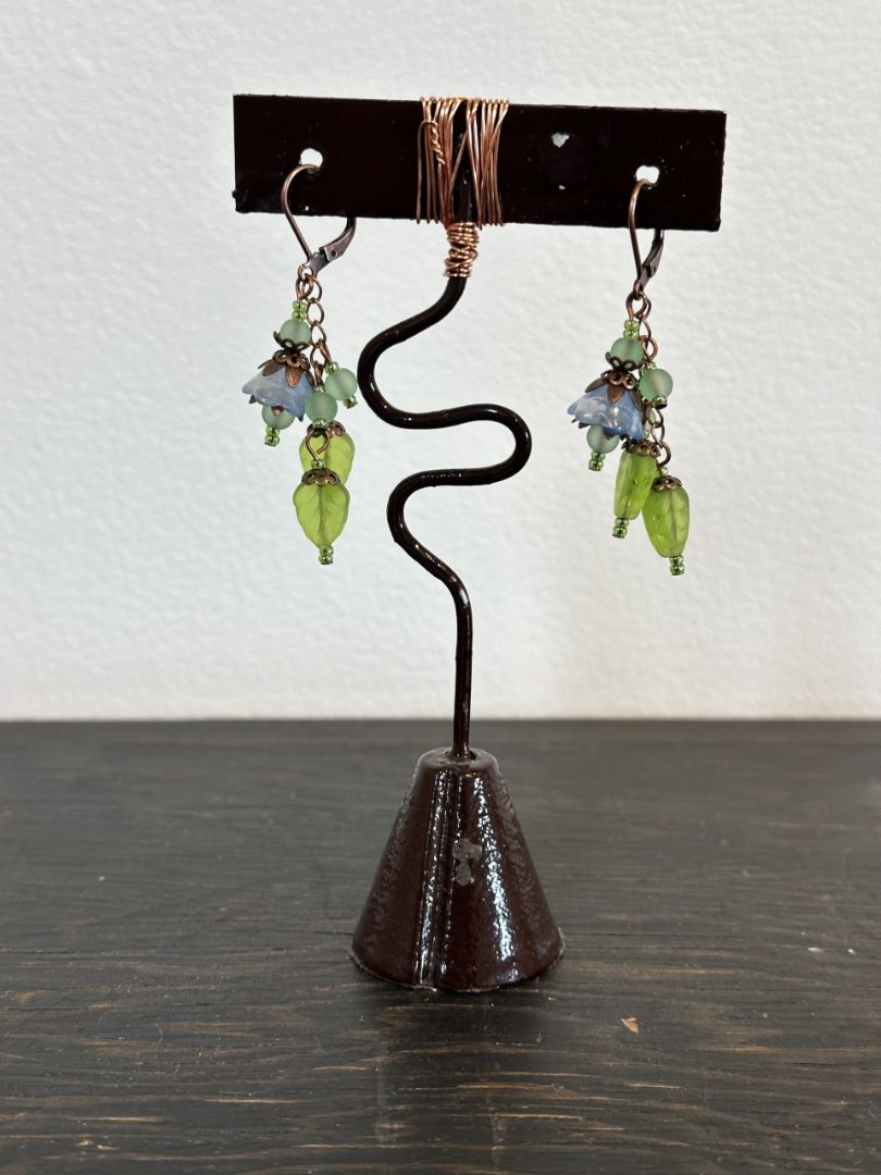 Valerie Unruh - Two Leaf Earrings TLE 1LTBL