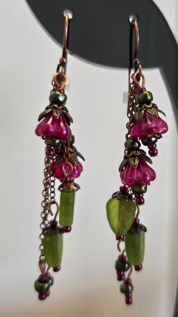 Valerie Unruh - Earrings GYE Rose